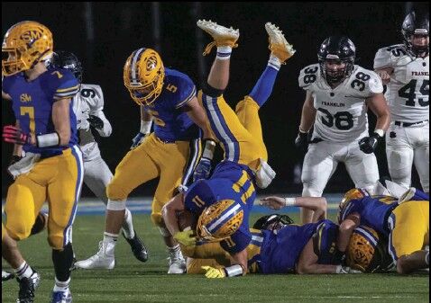 Roughriders rack up big win over Franklin in football playoff opener